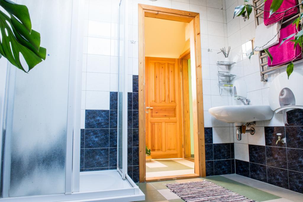 Eiva Hostel Marijampole Ngoại thất bức ảnh
