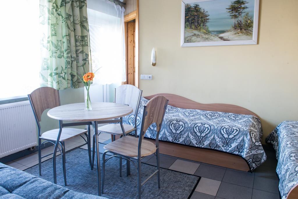 Eiva Hostel Marijampole Ngoại thất bức ảnh
