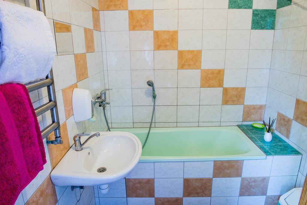 Eiva Hostel Marijampole Ngoại thất bức ảnh