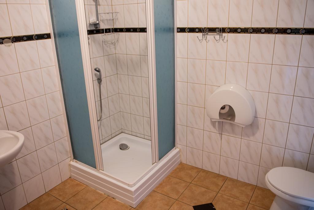Eiva Hostel Marijampole Ngoại thất bức ảnh